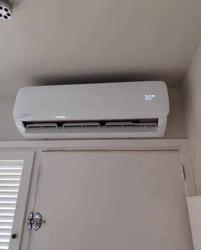 Air conditioning installation in a home