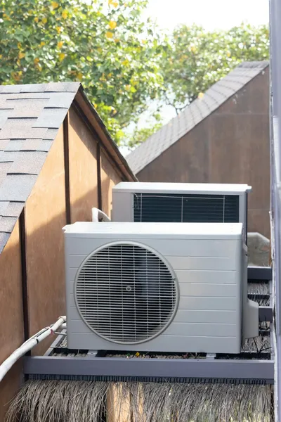 Air conditioning filter replacement